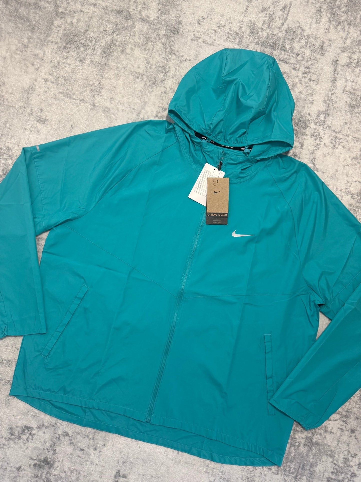 Nike Windrunner - XXL - Active Supply