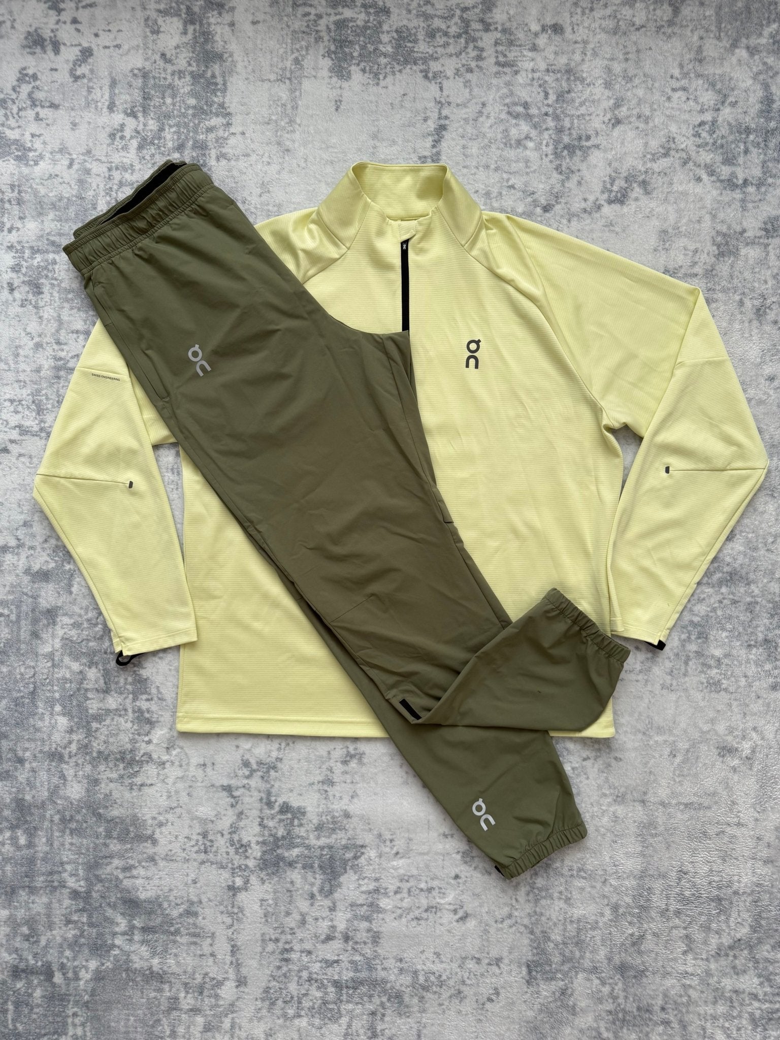 On Running Tracksuit - XL/L - Active Supply