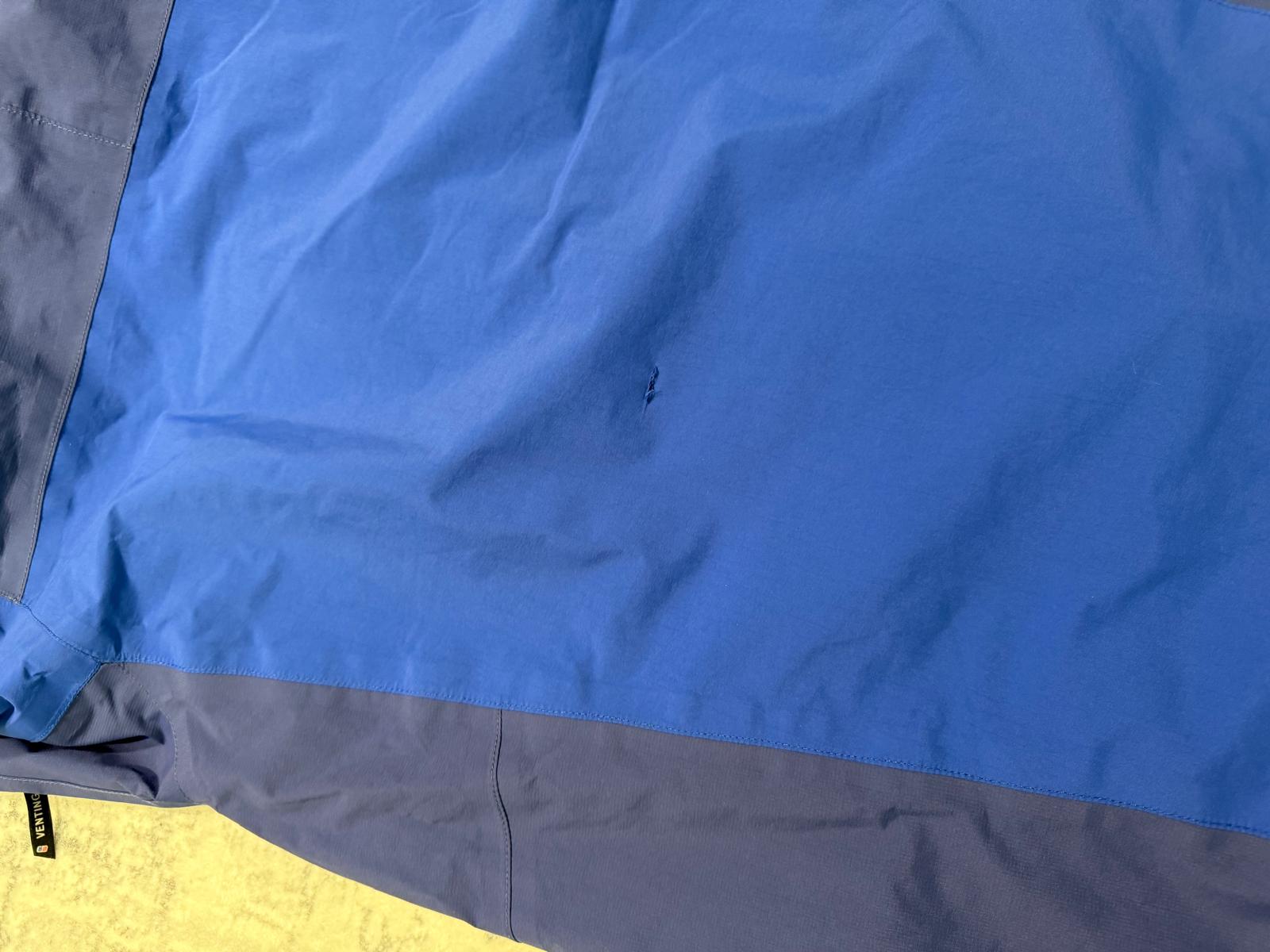 *OUTLET* Berghaus Goretex - M - Active Supply