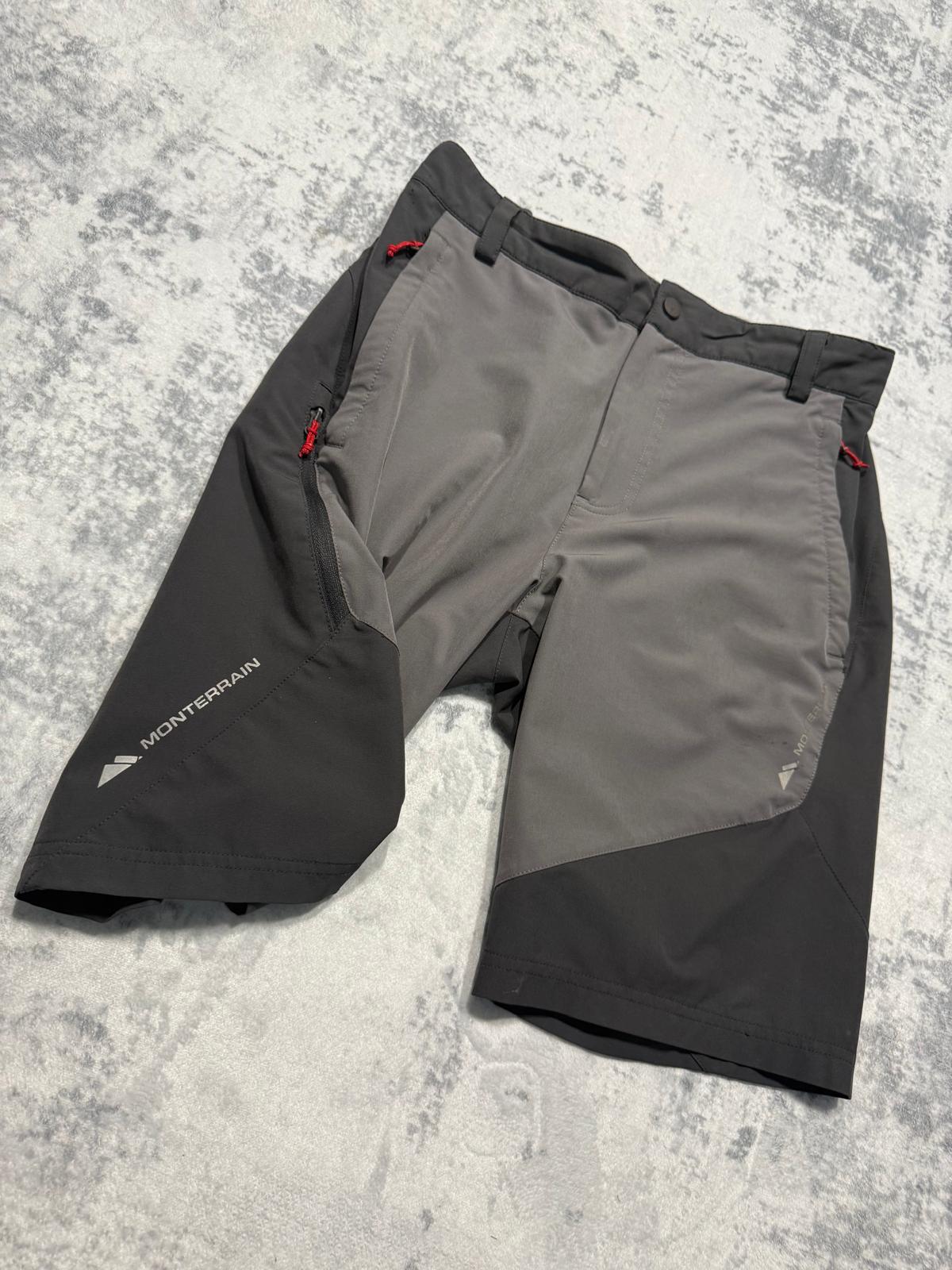 *OUTLET* Monterrain Short - S - Active Supply