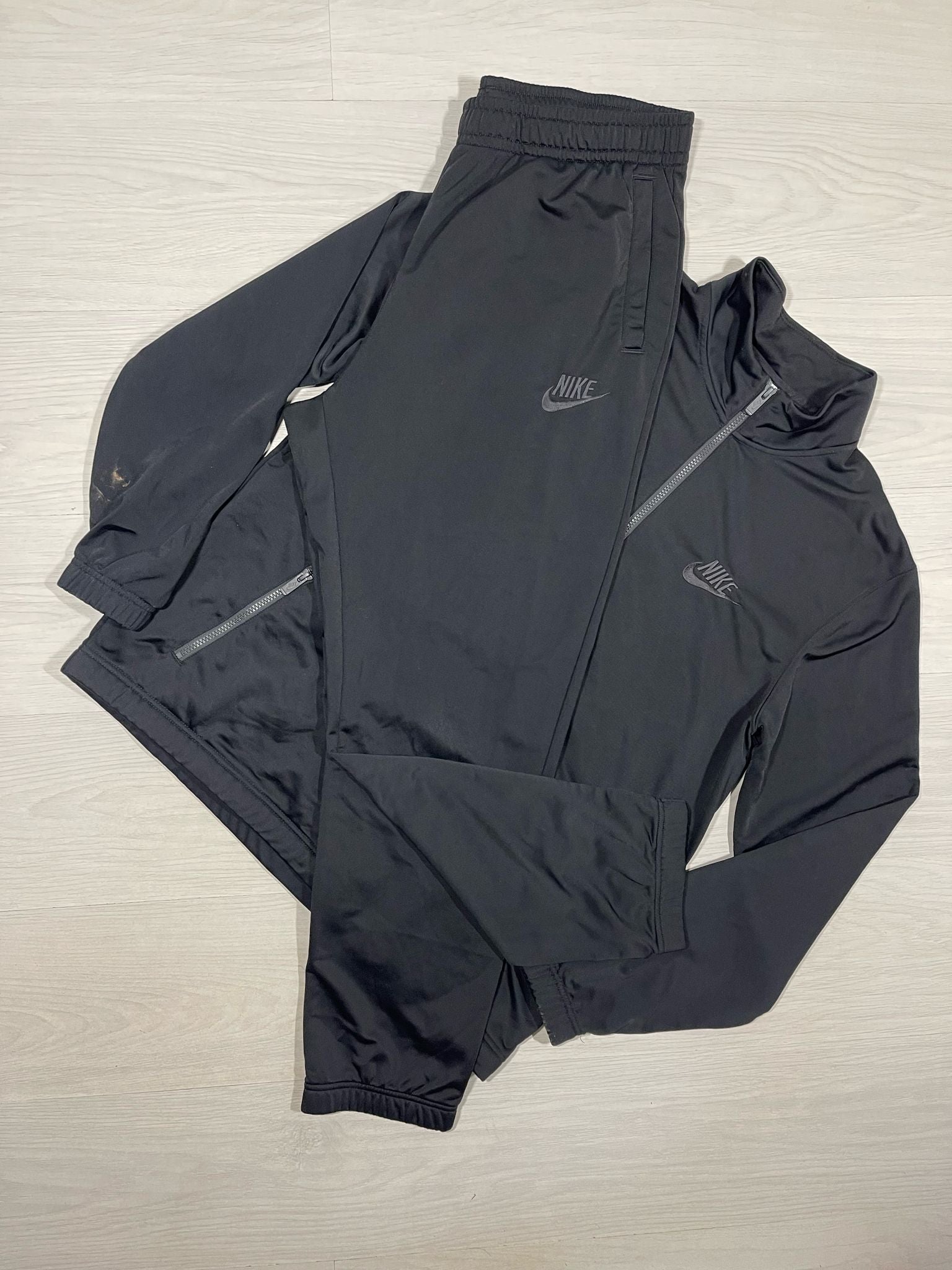 *OUTLET* Nike Tracksuit - XL - Active Supply