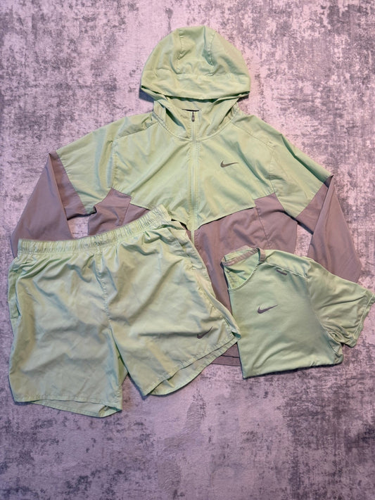 *OUTLET* Nike Windrunner Trio Set - L - Active Supply