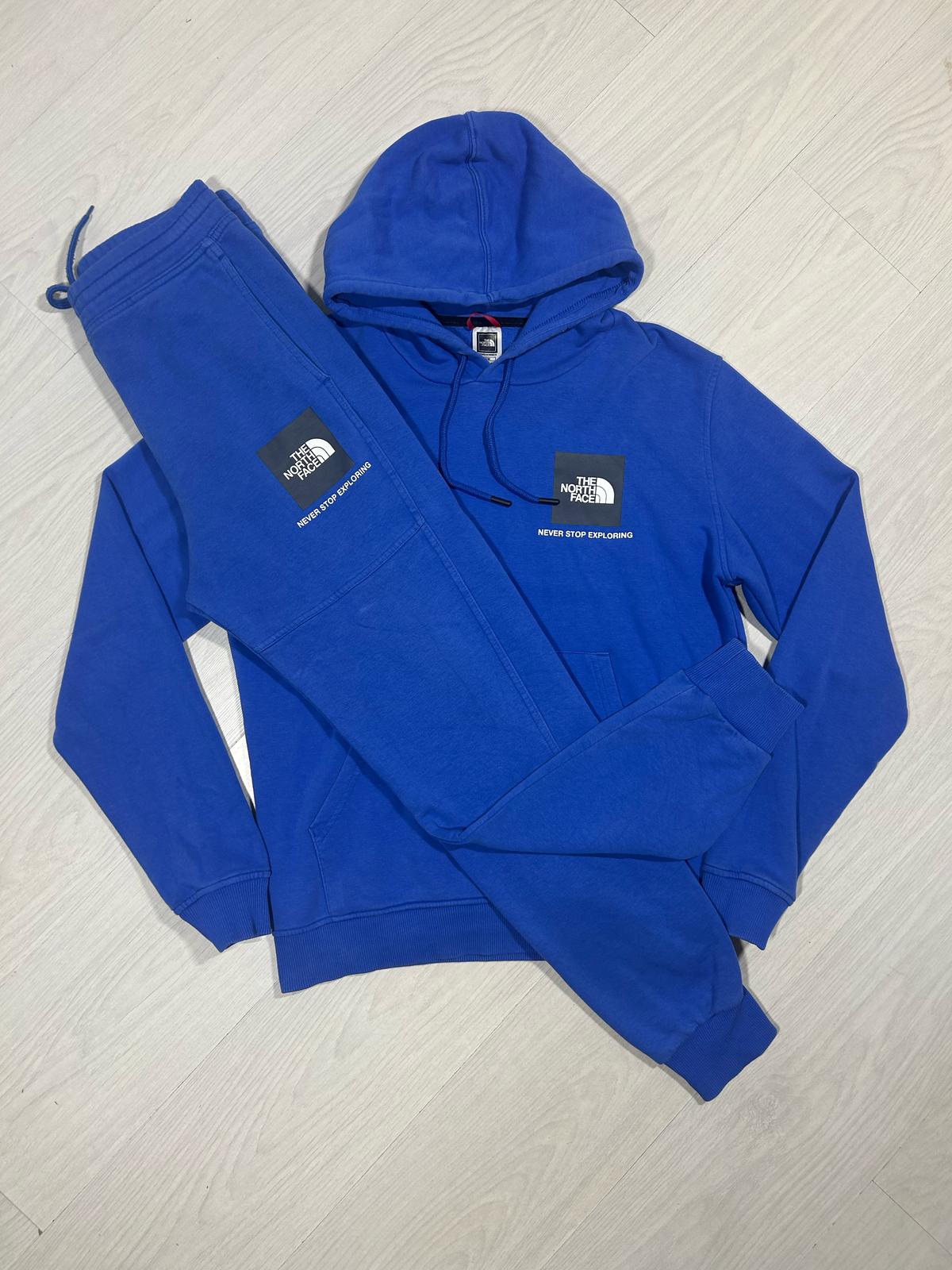 *OUTLET* The North Face Tracksuit - M/S - Active Supply