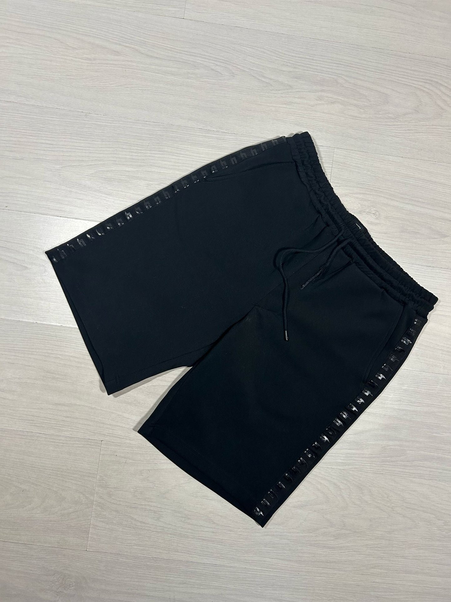 *OUTLET* Yelir World Jogger Short - M - Active Supply