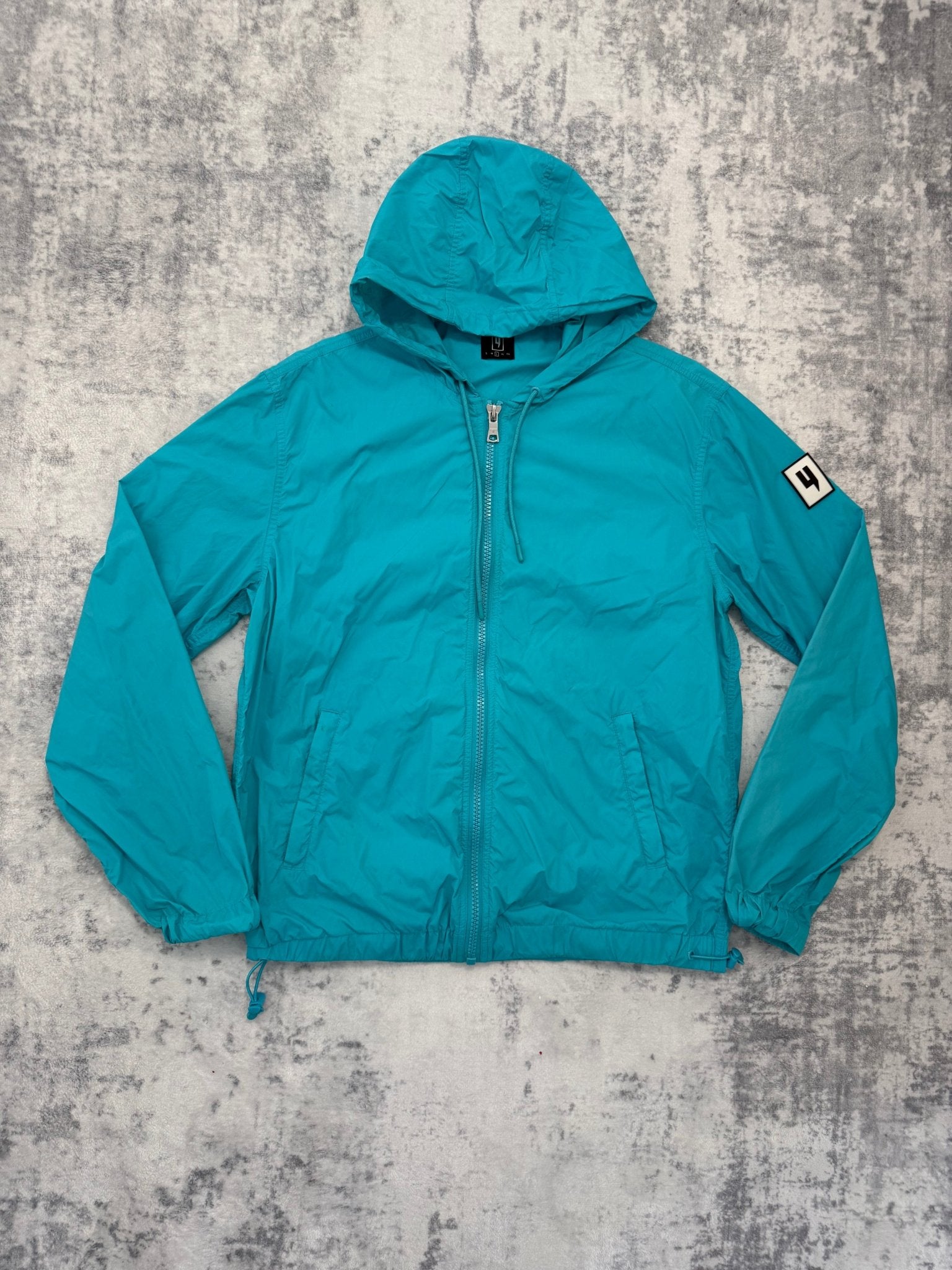 *OUTLET* Yelir World Windcheater - L - Active Supply