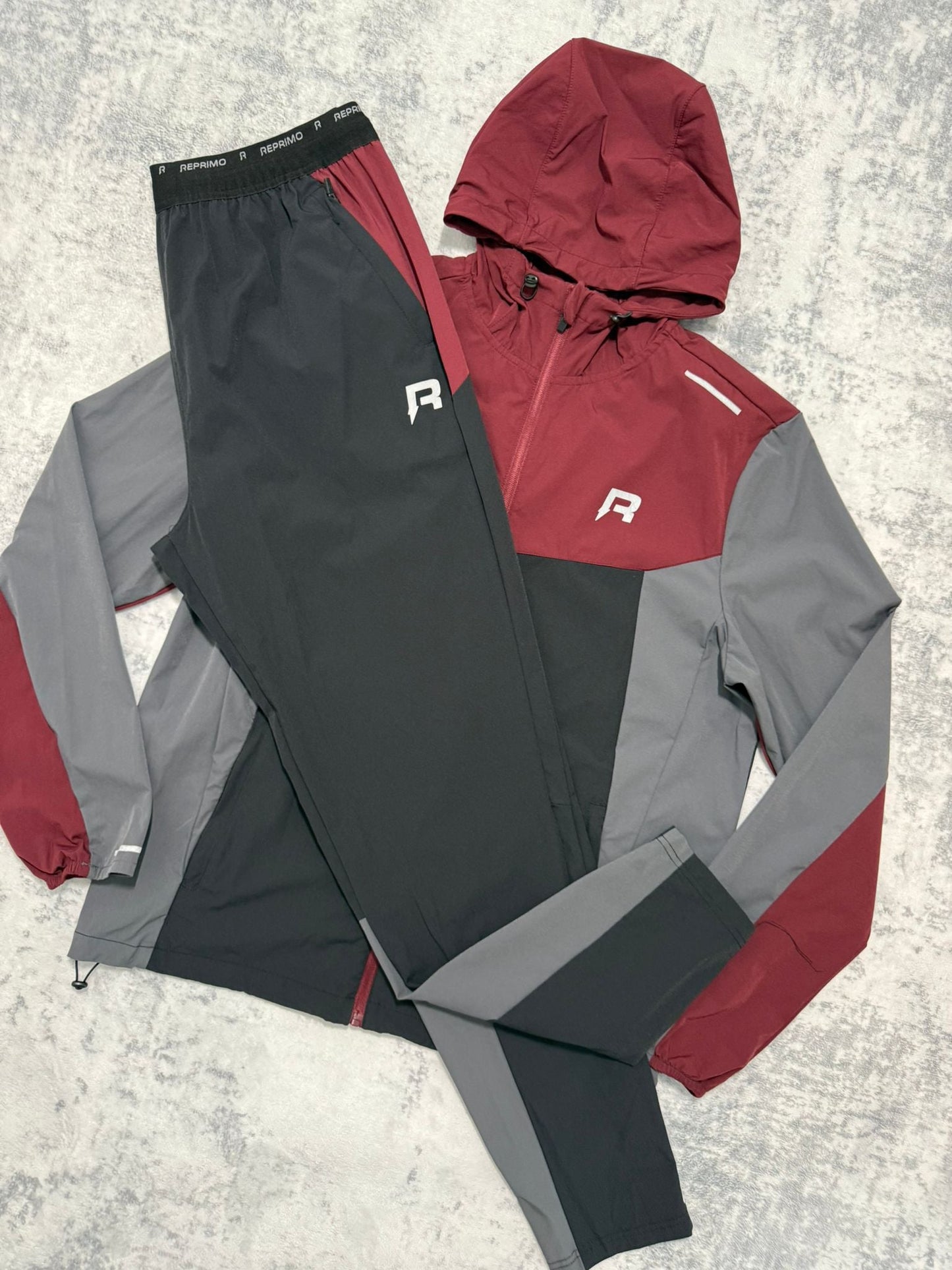 Reprimo Tracksuit - M/L - Active Supply