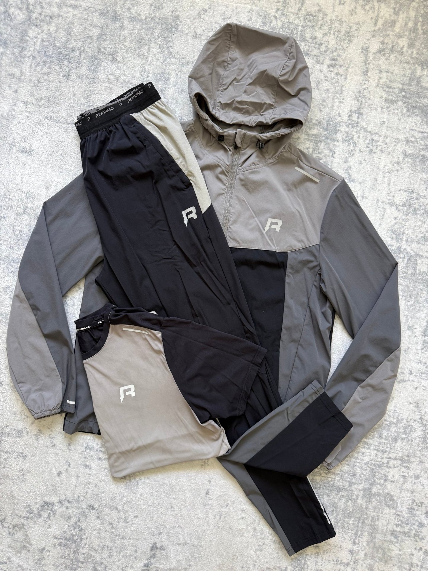 Reprimo Tracksuit & T Shirt - M - Active Supply