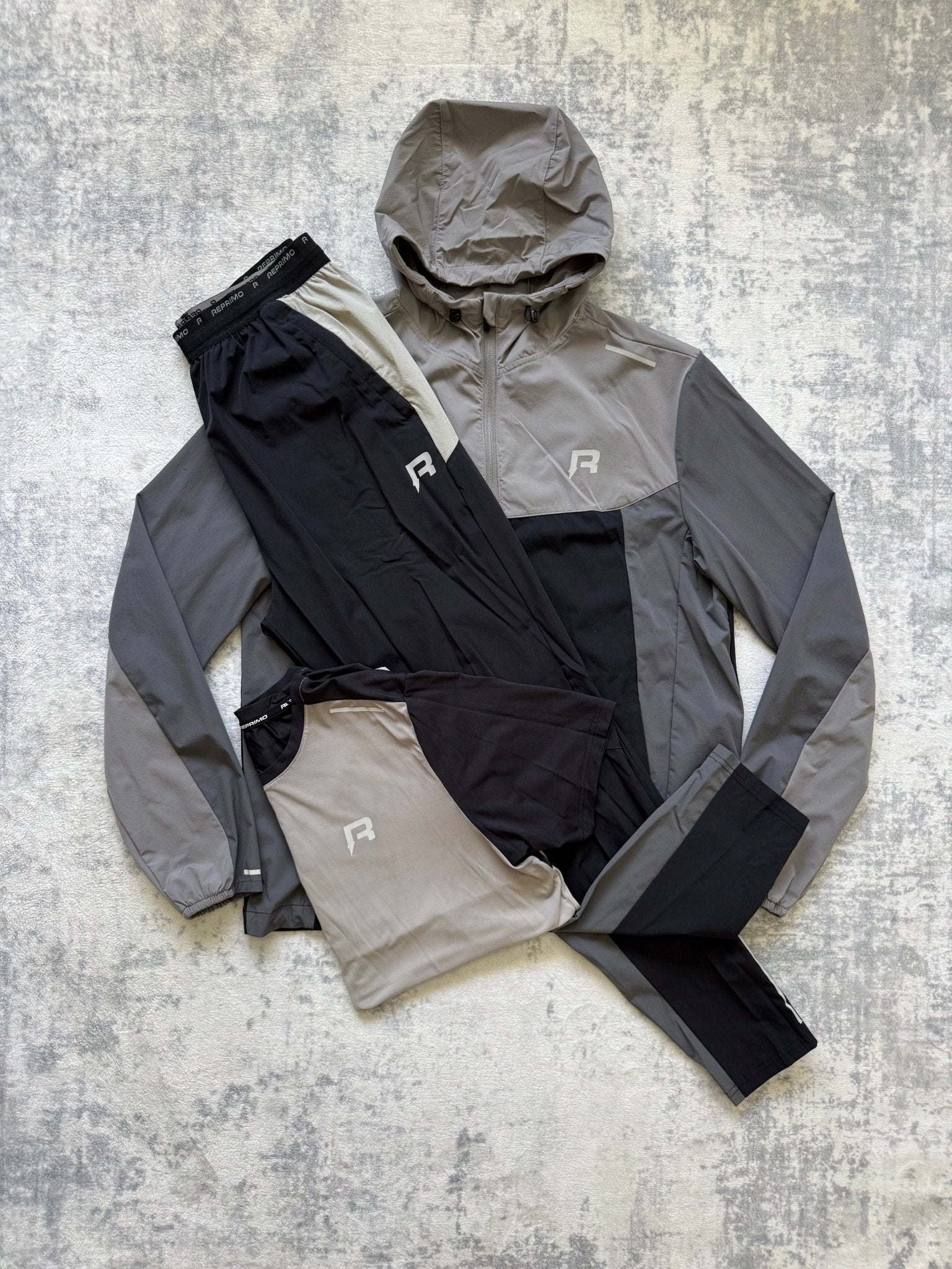 Reprimo Tracksuit & T Shirt - M - Active Supply