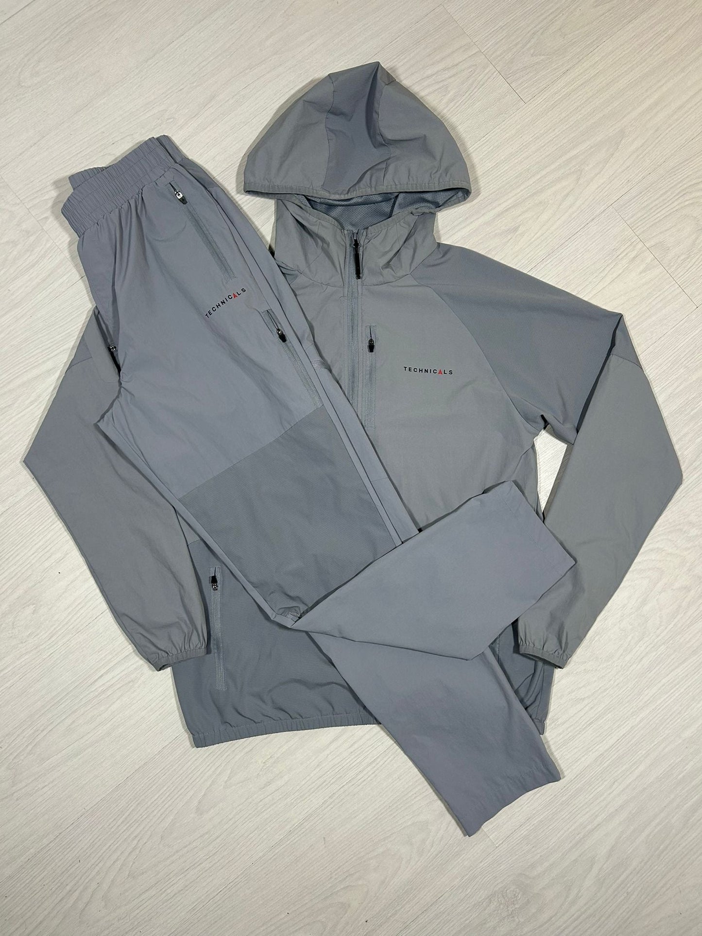 Technicals Tracksuit - S/M - Active Supply