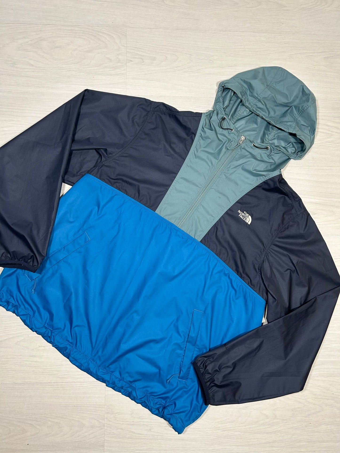 The North Face 1/4 Windbreaker - XL - Active Supply