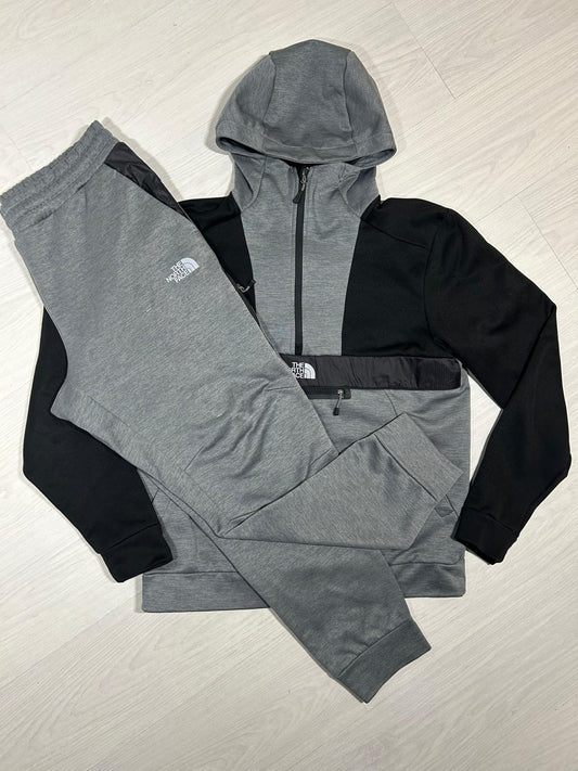 The North Face Tracksuit - L - Active Supply