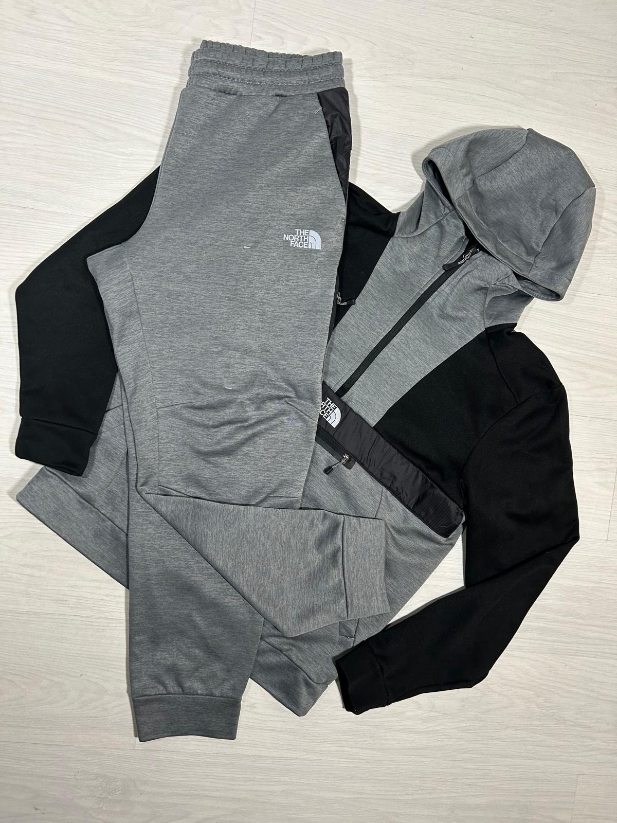 The North Face Tracksuit - L - Active Supply