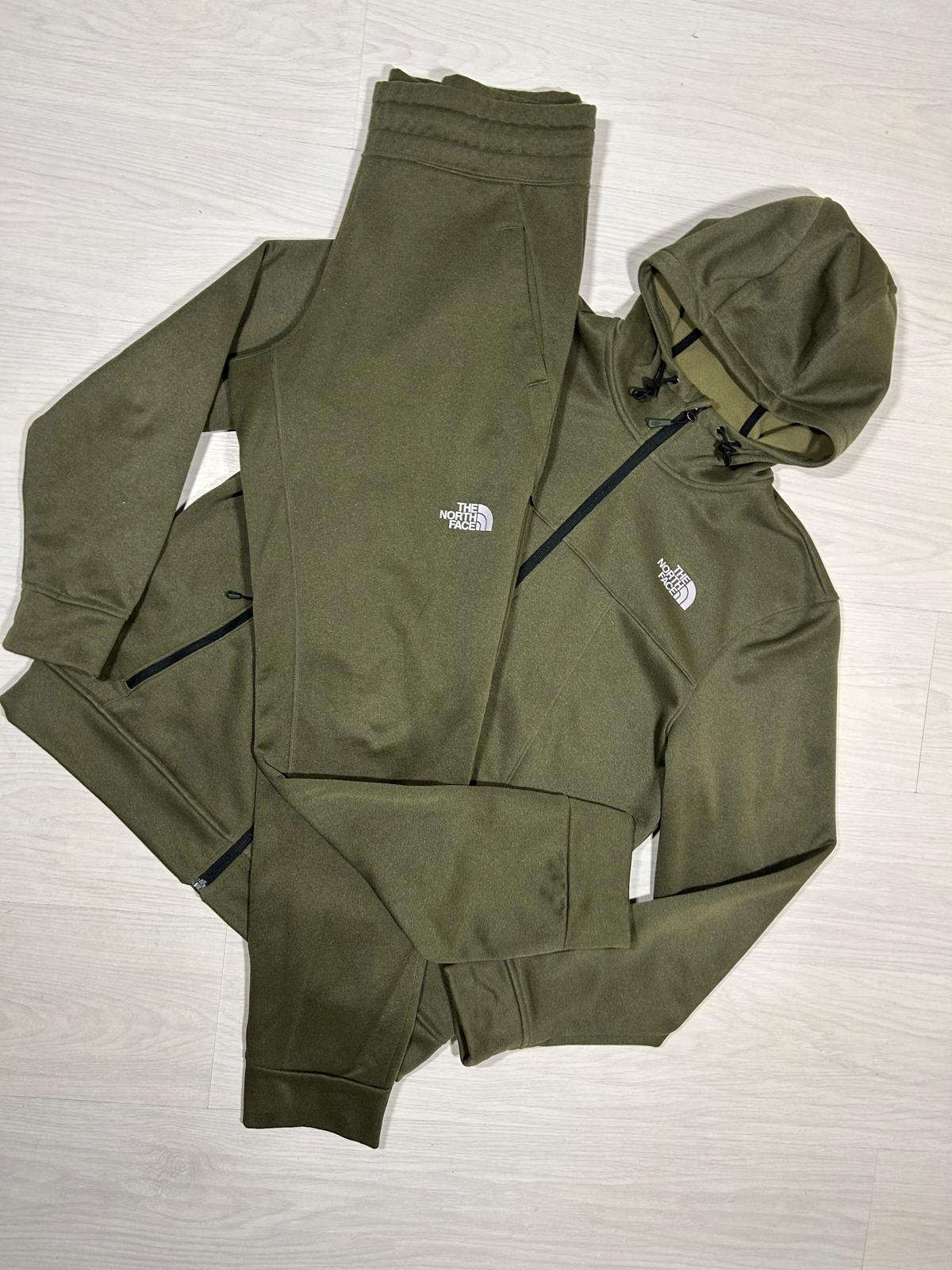 The North Face Tracksuit - L/M - Active Supply