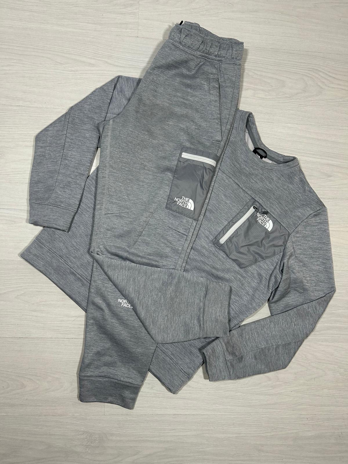 The North Face Tracksuit - L/M - Active Supply