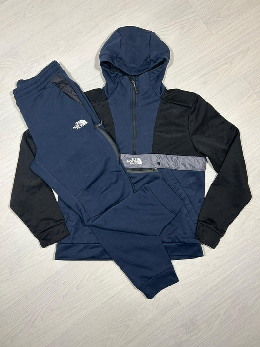 The North Face Tracksuit - L/M - Active Supply