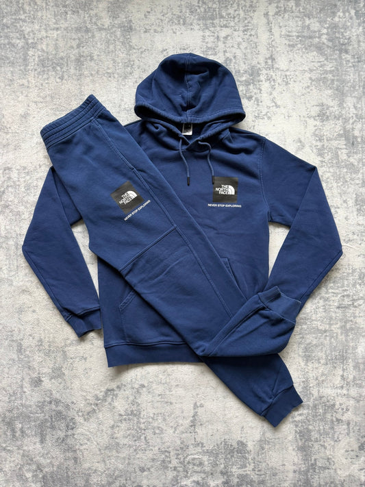 The North Face Tracksuit - M - Active Supply
