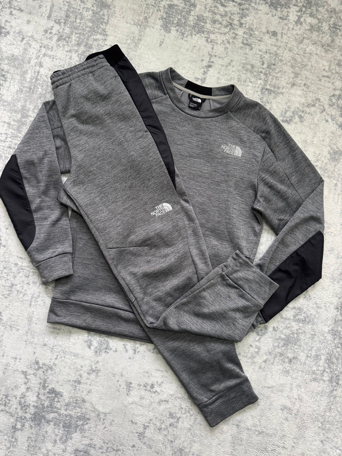 The North Face Tracksuit - S/M - Active Supply