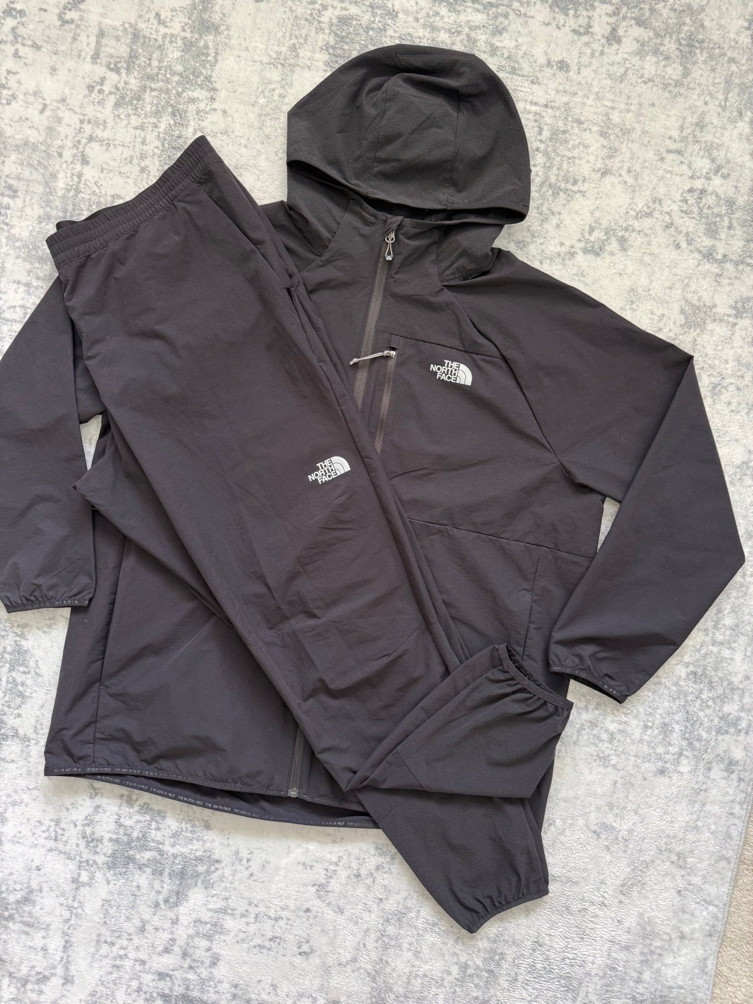 The North Face Tracksuit - XXL/XL - Active Supply