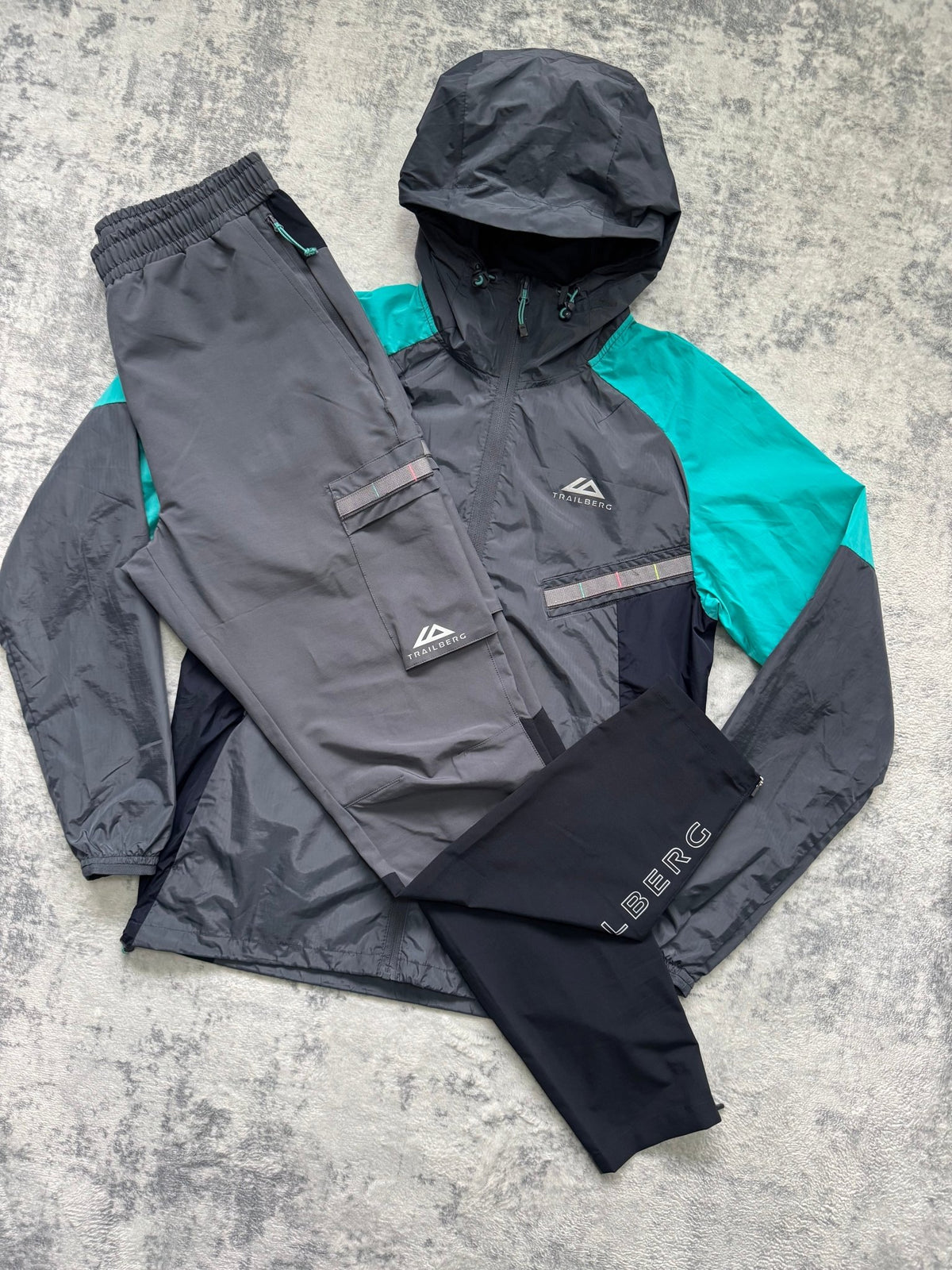Trailberg Tracksuit - S - Active Supply