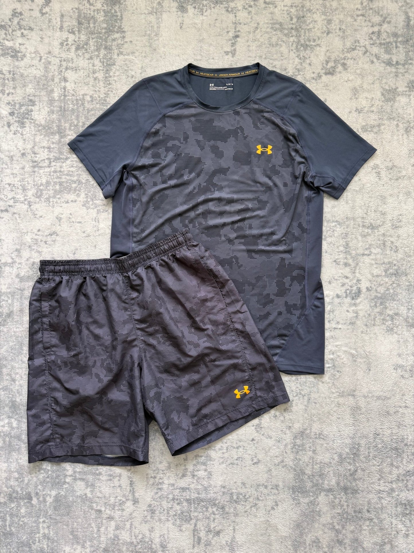 Under Armour Short Set - L - Active Supply