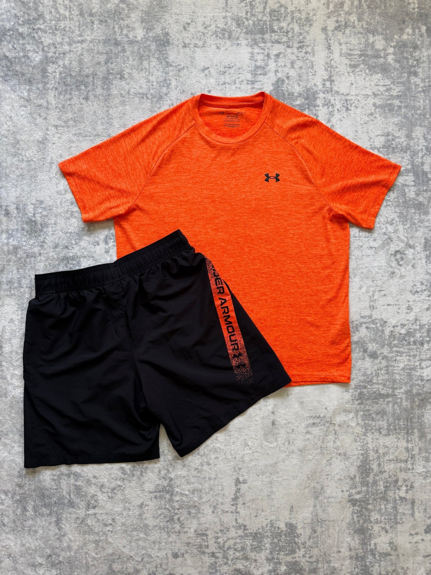 Under Armour Short Set - L - Active Supply
