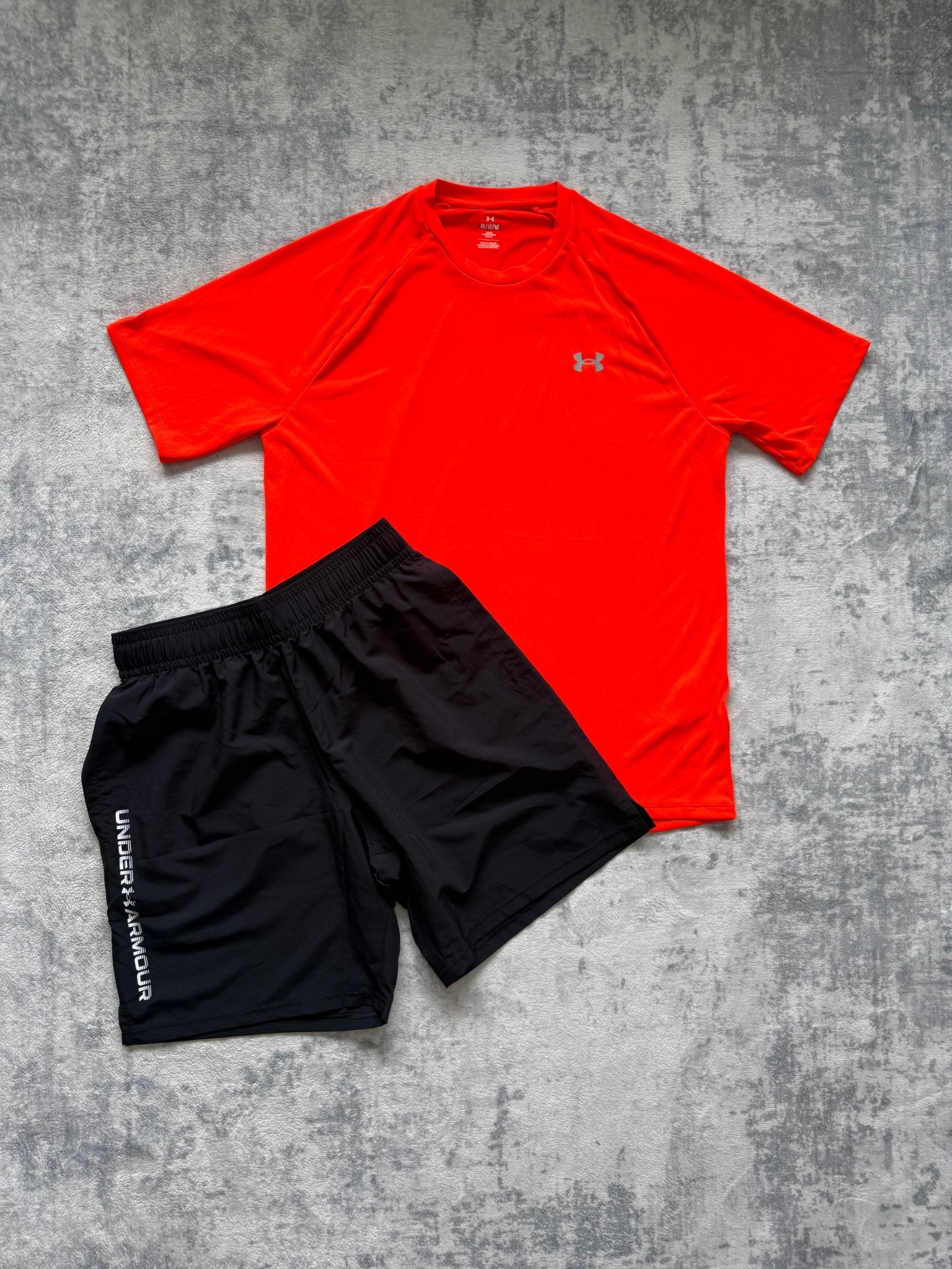 Under Armour Short Set - M - Active Supply