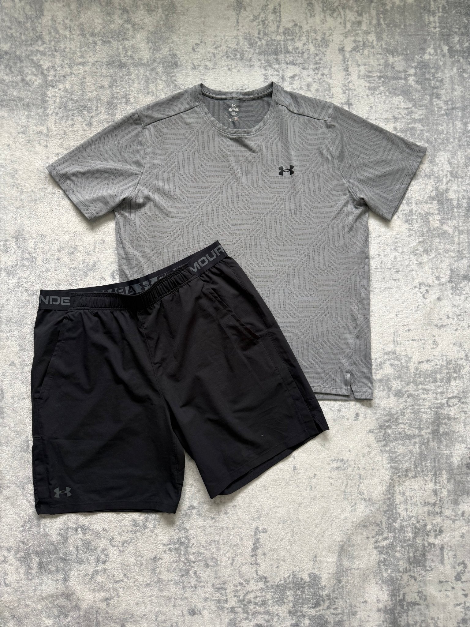 Under Armour Short Set - XL - Active Supply