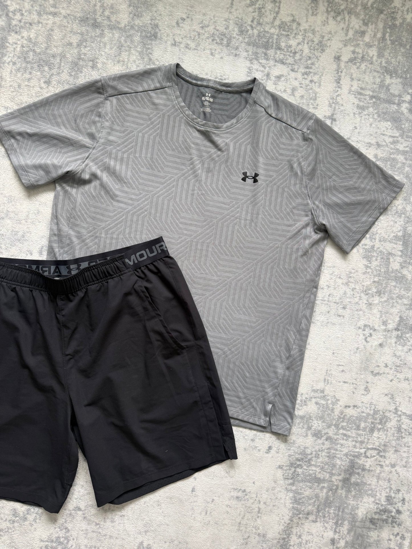 Under Armour Short Set - XL - Active Supply