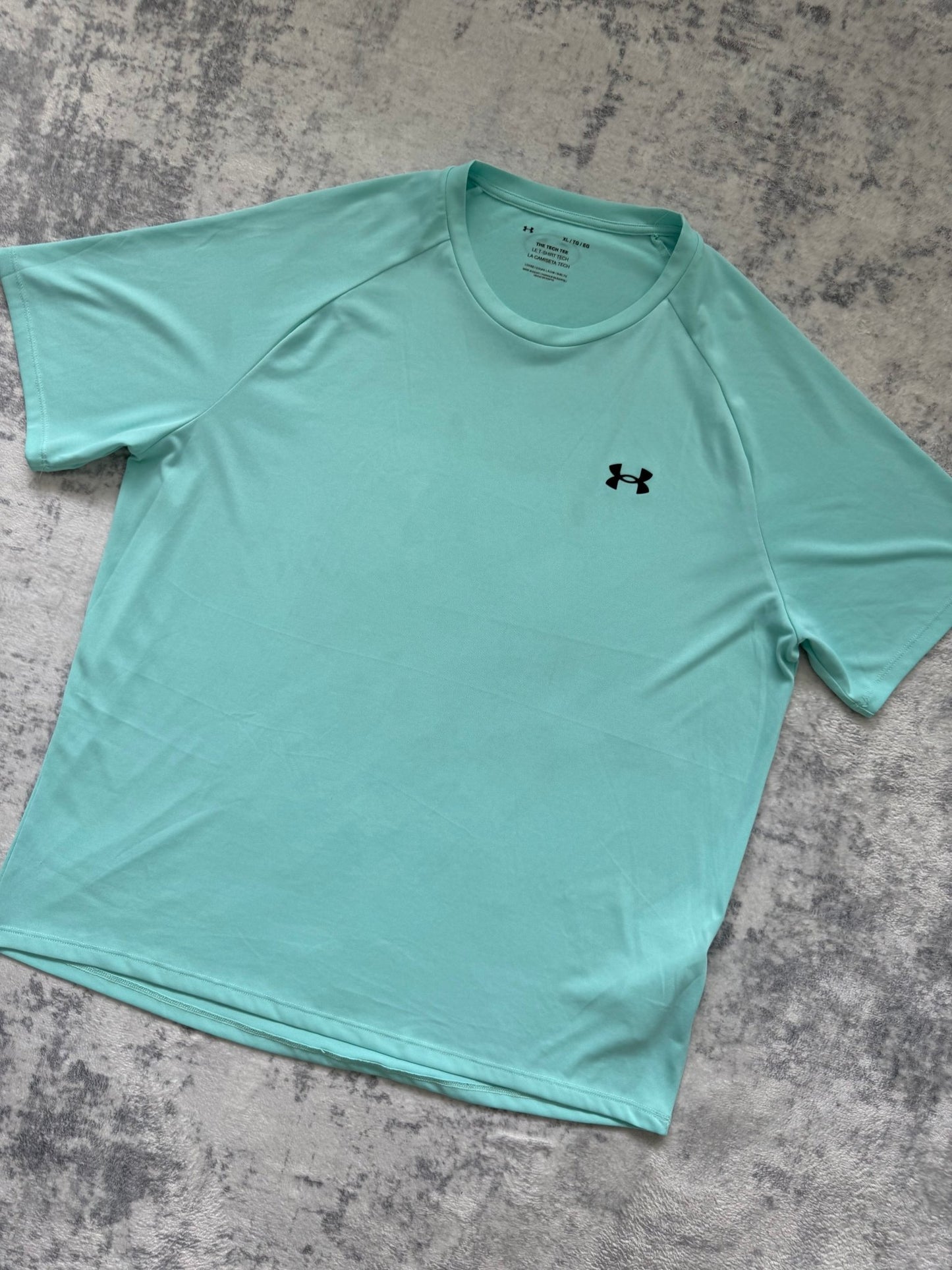 Under Armour T Shirt - XL - Active Supply