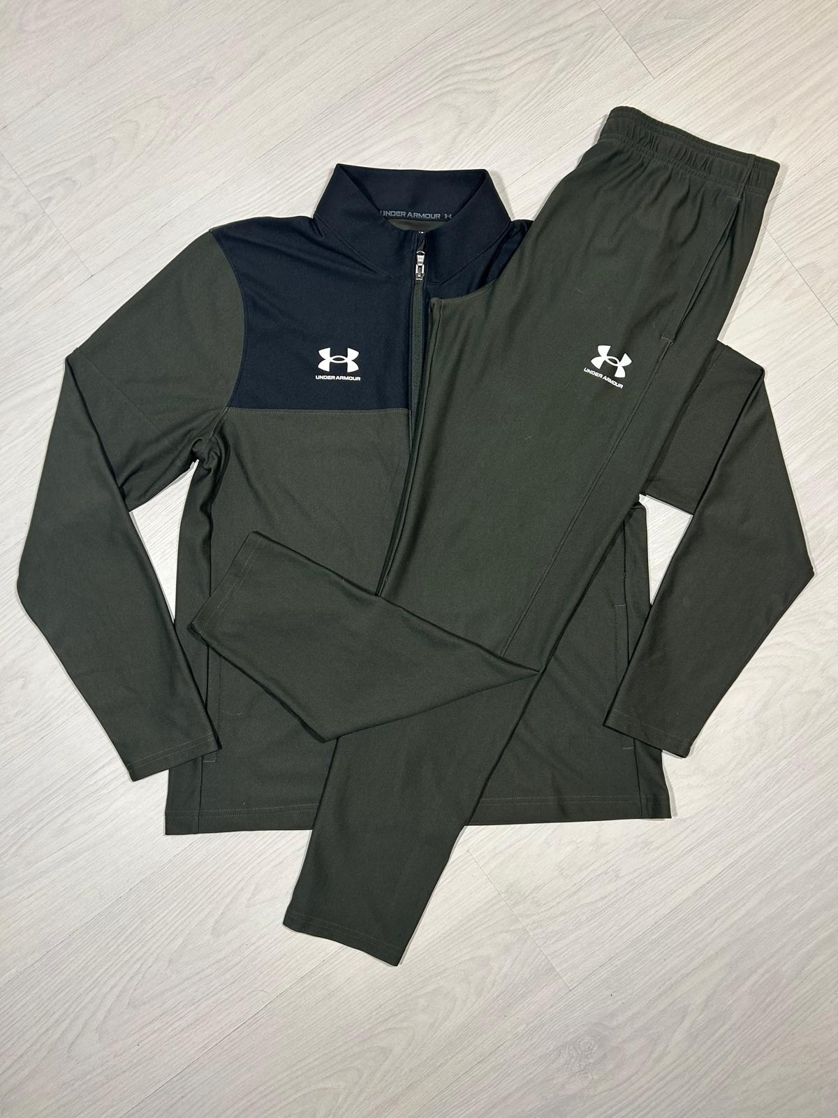 Under Armour Tracksuit - L - Active Supply