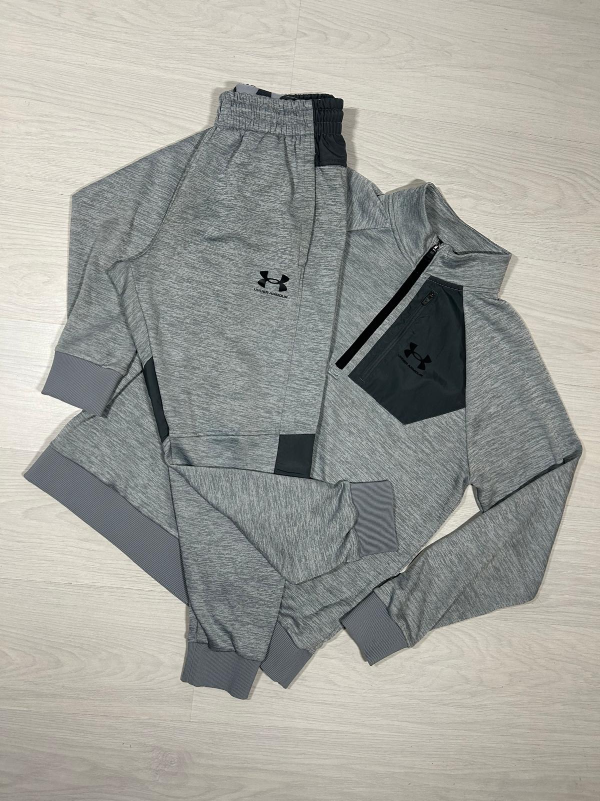 Under Armour Tracksuit - L - Active Supply