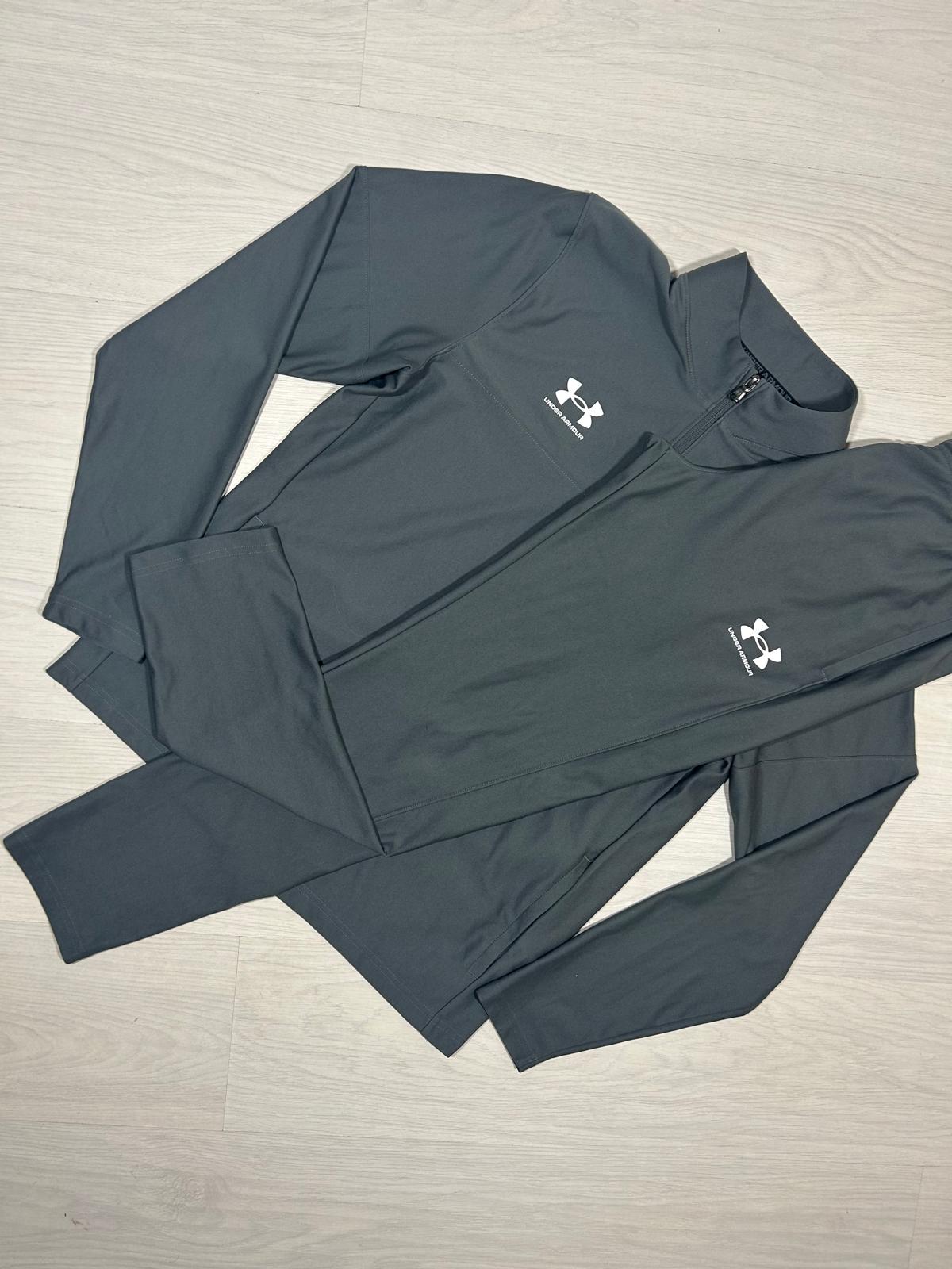 Under Armour Tracksuit - L - Active Supply