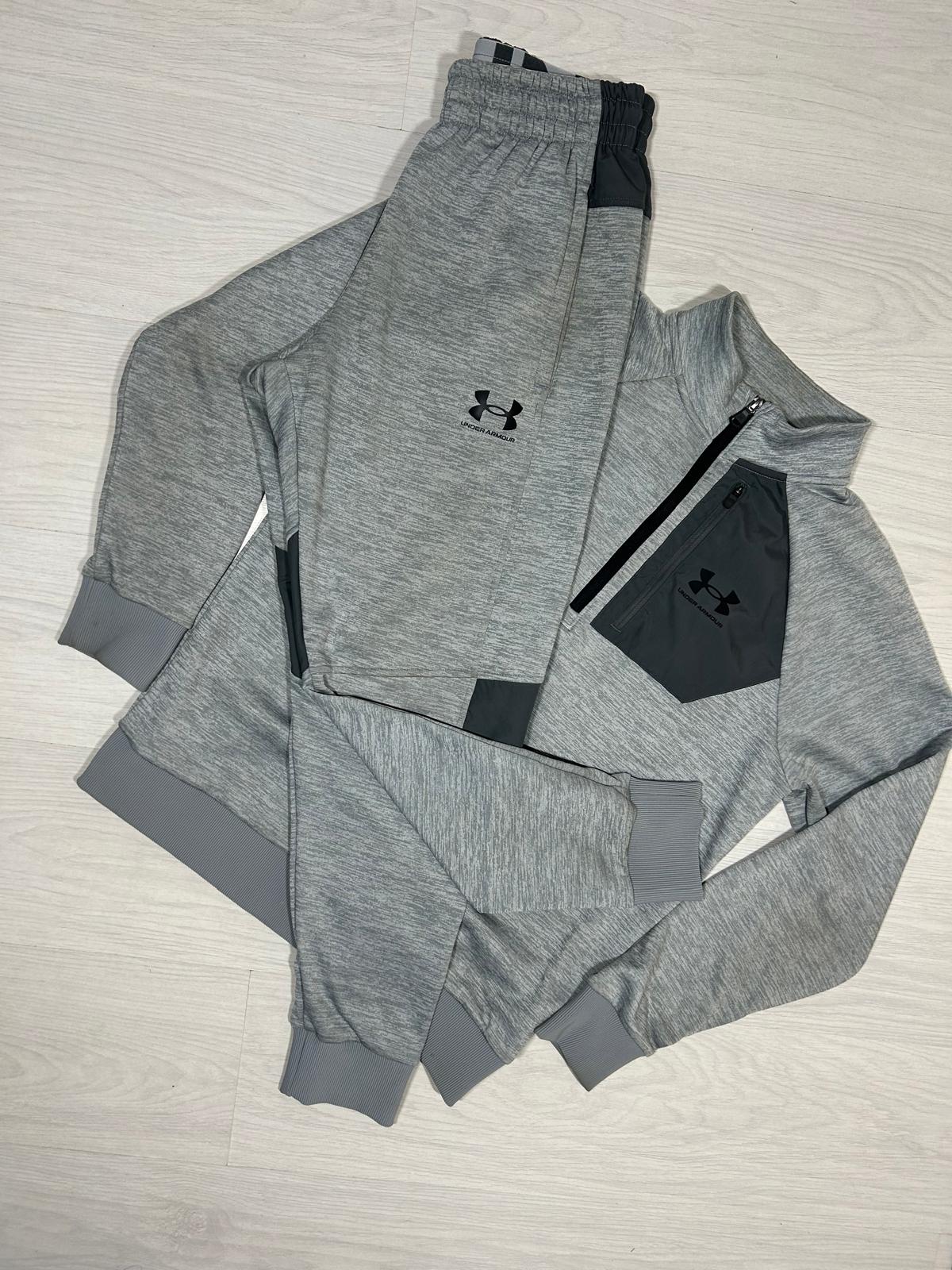 Under Armour Tracksuit - M - Active Supply