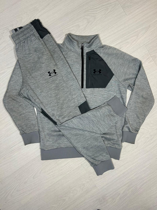 Under Armour Tracksuit - M - Active Supply