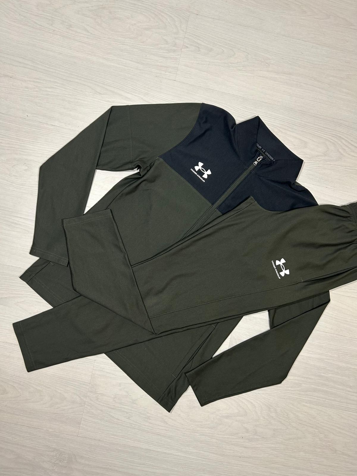 Under Armour Tracksuit - M - Active Supply