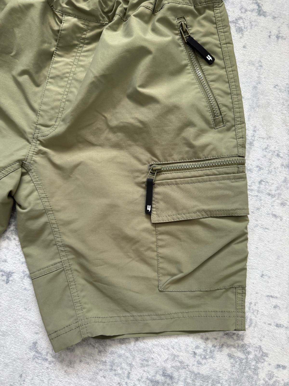Yelir World Shorts - M - Active Supply