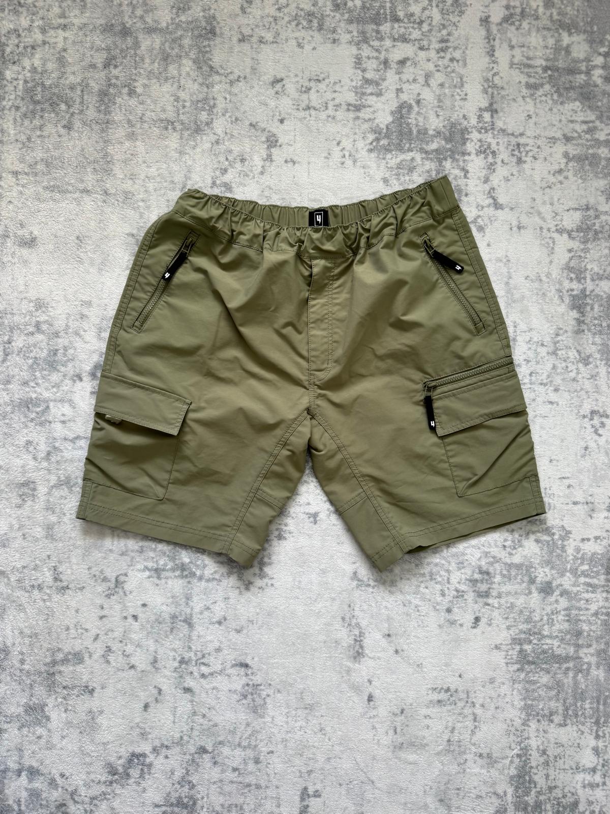 Yelir World Shorts - M - Active Supply