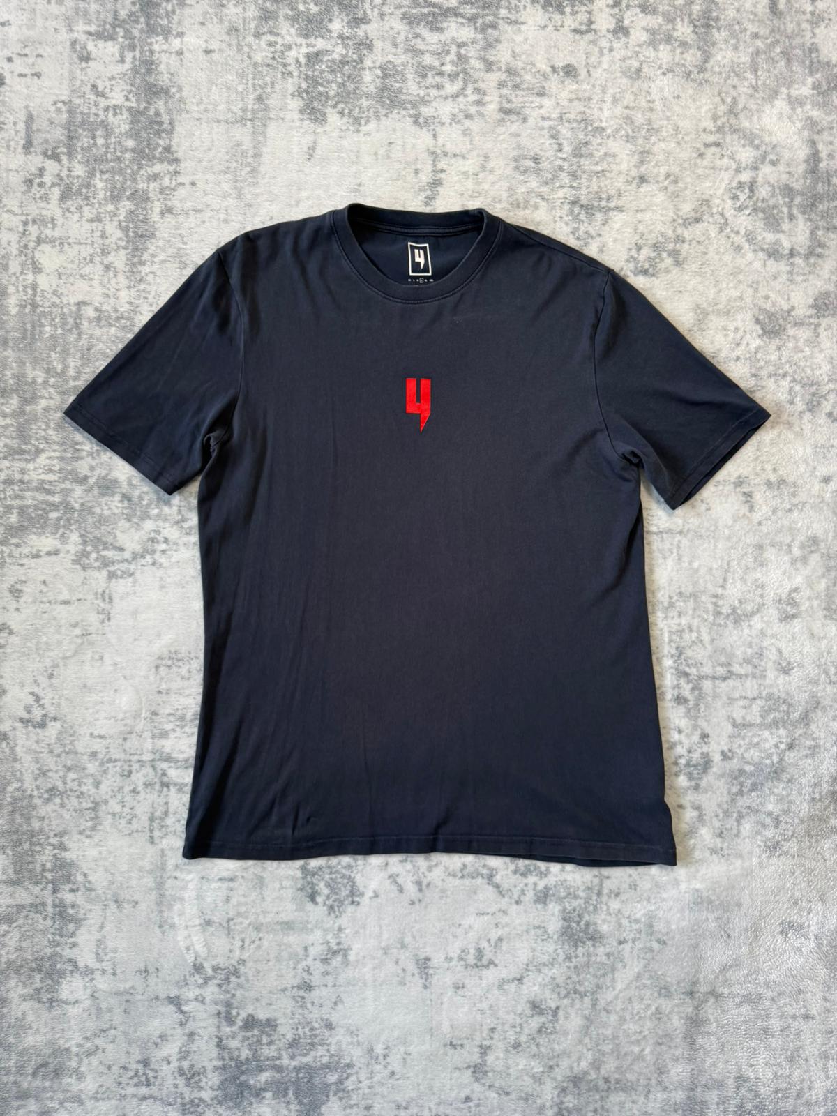 Yelir World T Shirt - L - Active Supply