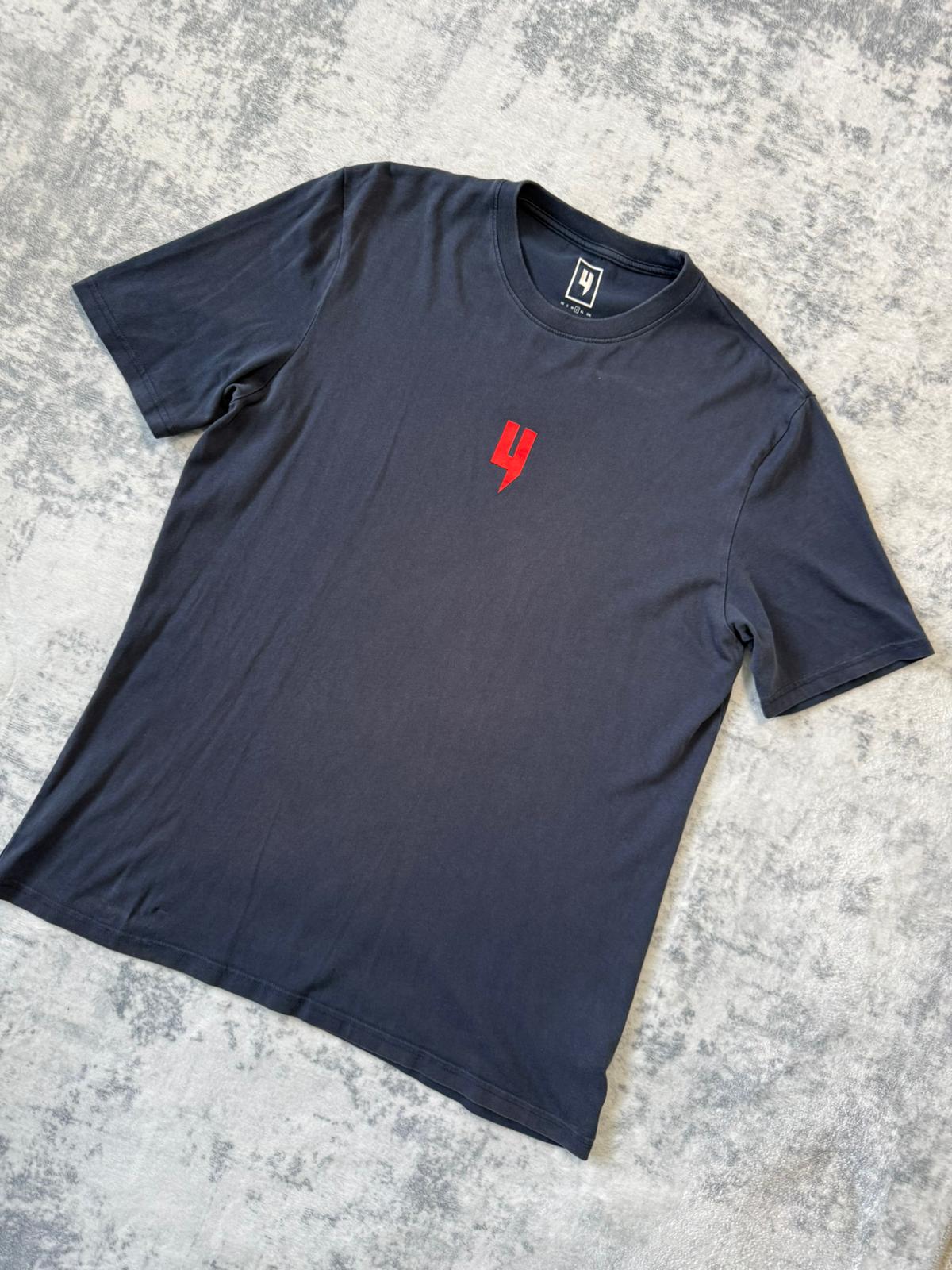 Yelir World T Shirt - L - Active Supply