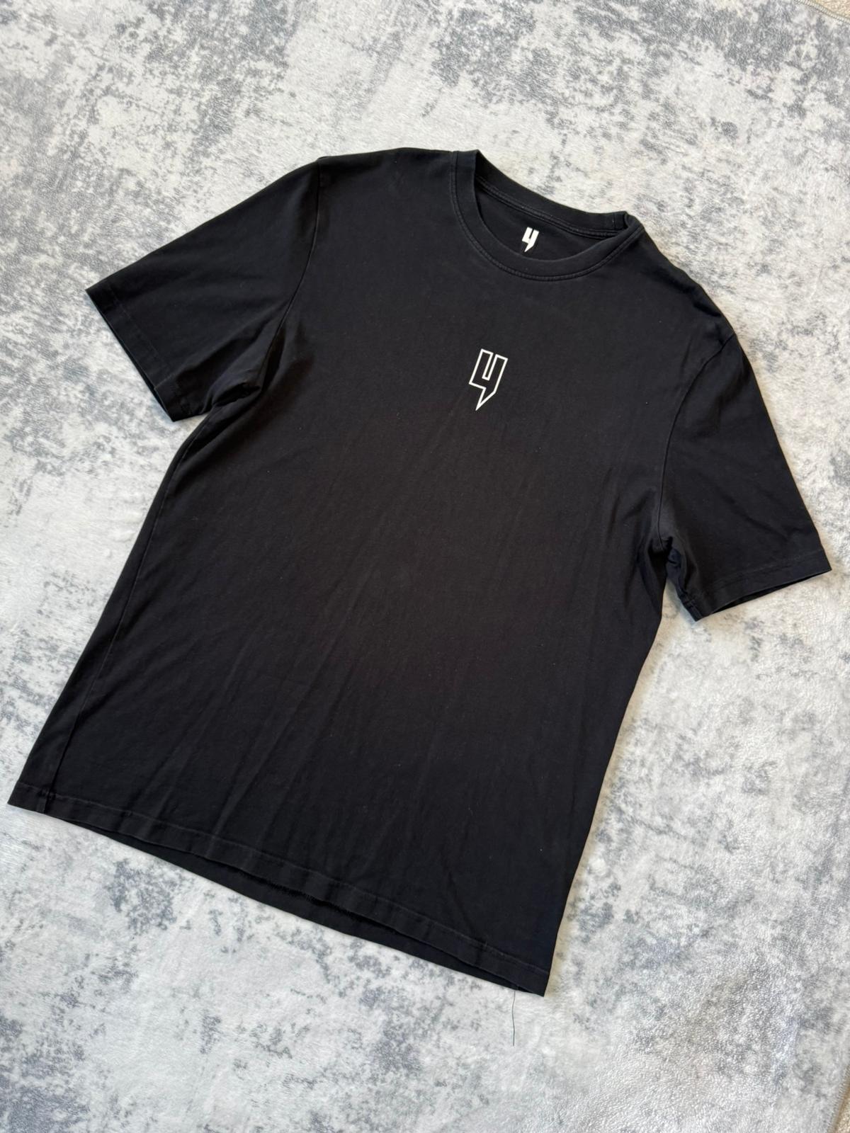 Yelir World T Shirt - L - Active Supply