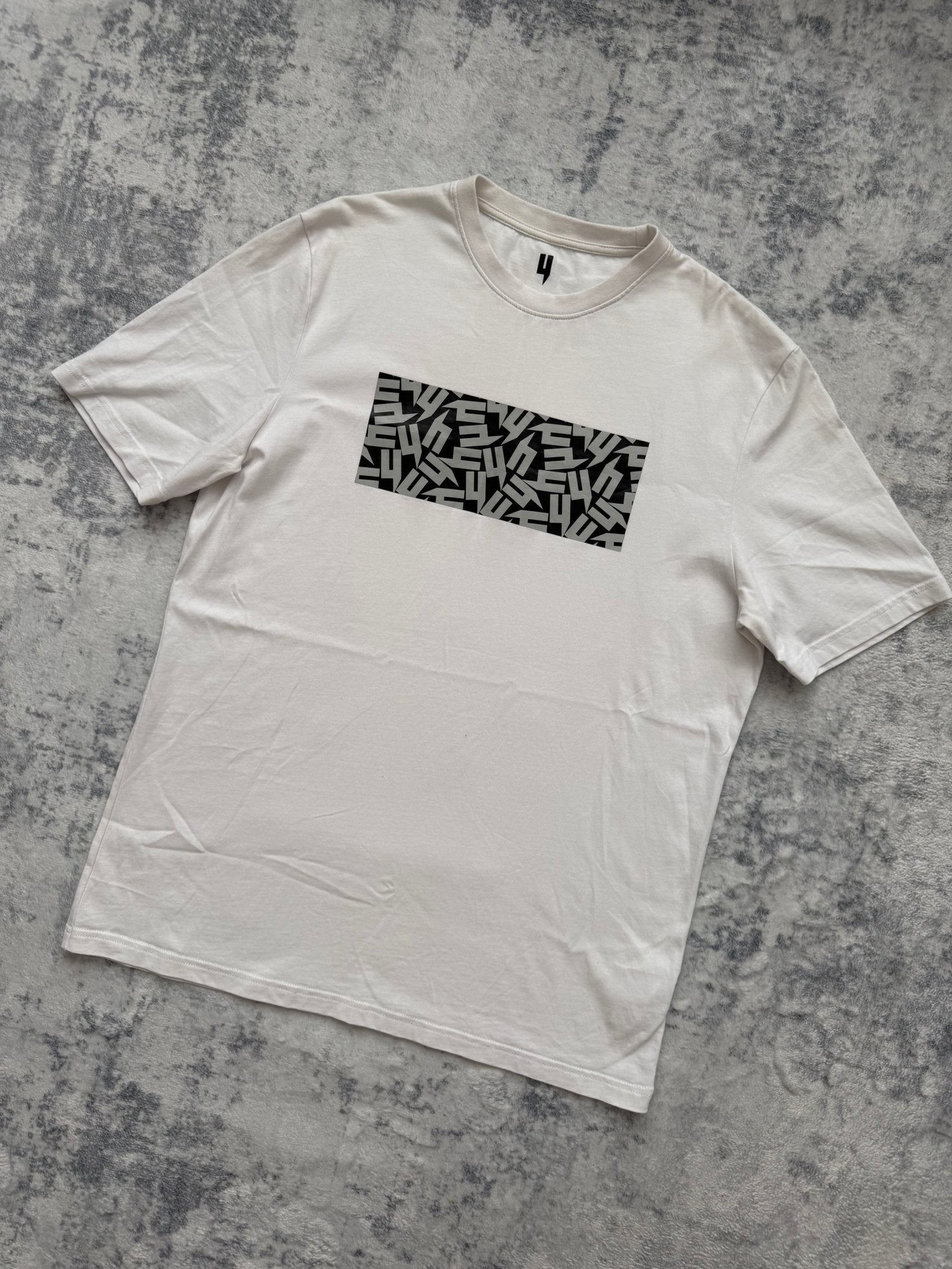 Yelir World T Shirt - L - Active Supply