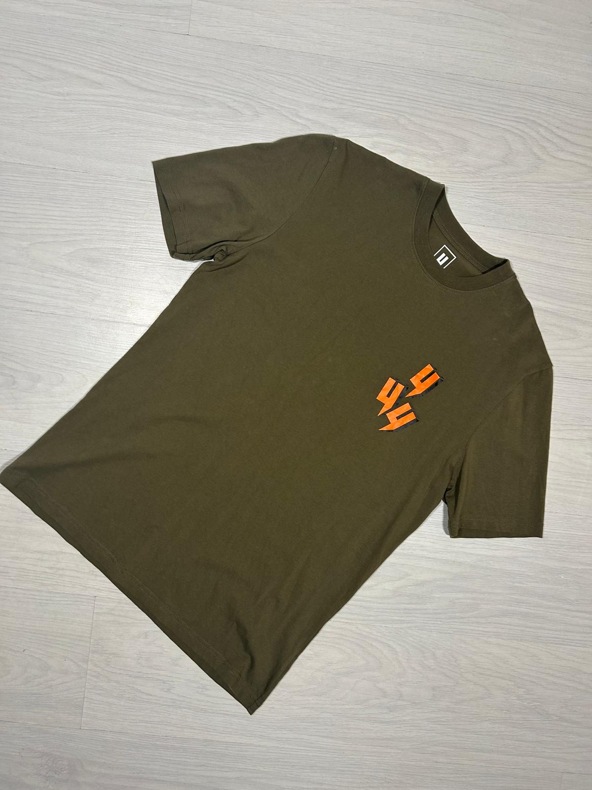 Yelir World T Shirt - M - Active Supply