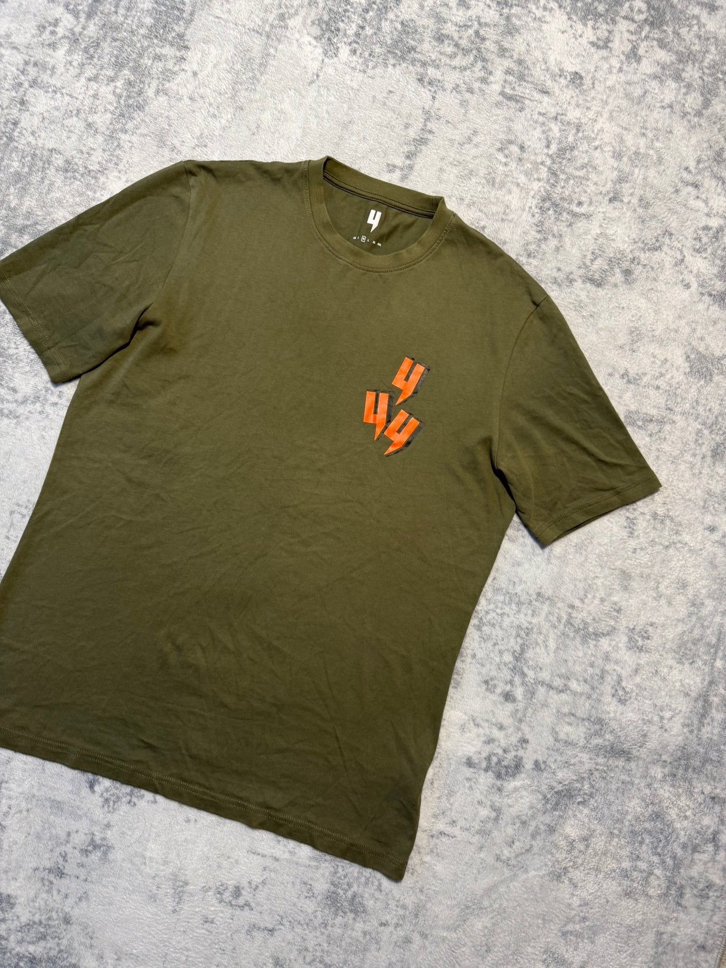 Yelir World T Shirt - M - Active Supply