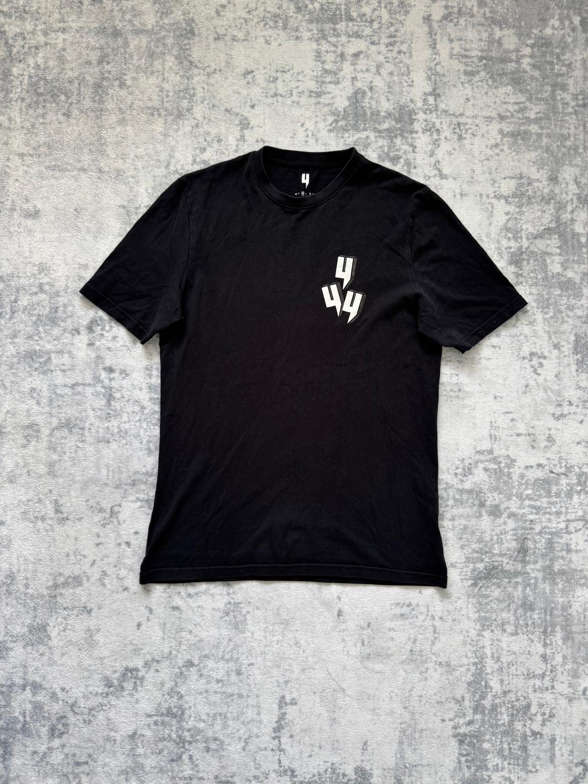 Yelir World T Shirt - M - Active Supply