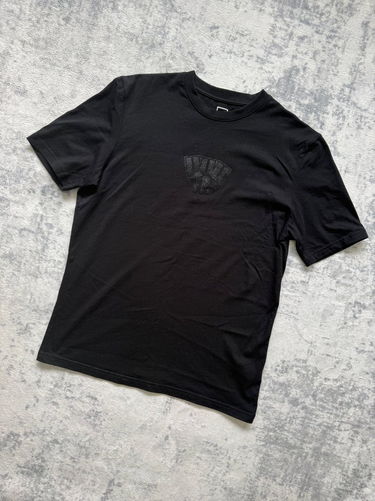 Yelir World T Shirt - M - Active Supply