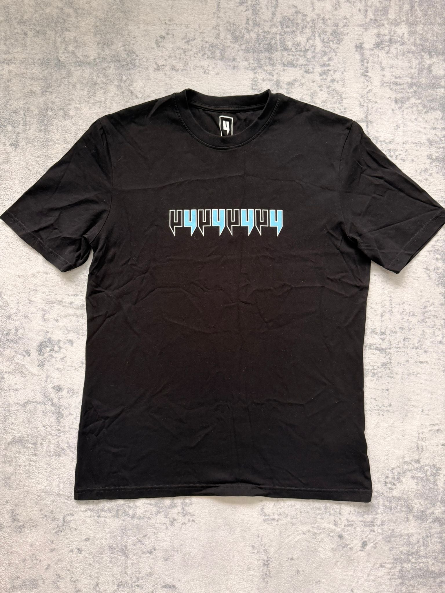 Yelir World T Shirt - M - Active Supply