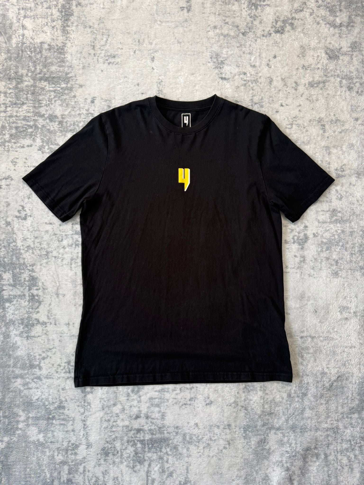 Yelir World T Shirt - XL - Active Supply