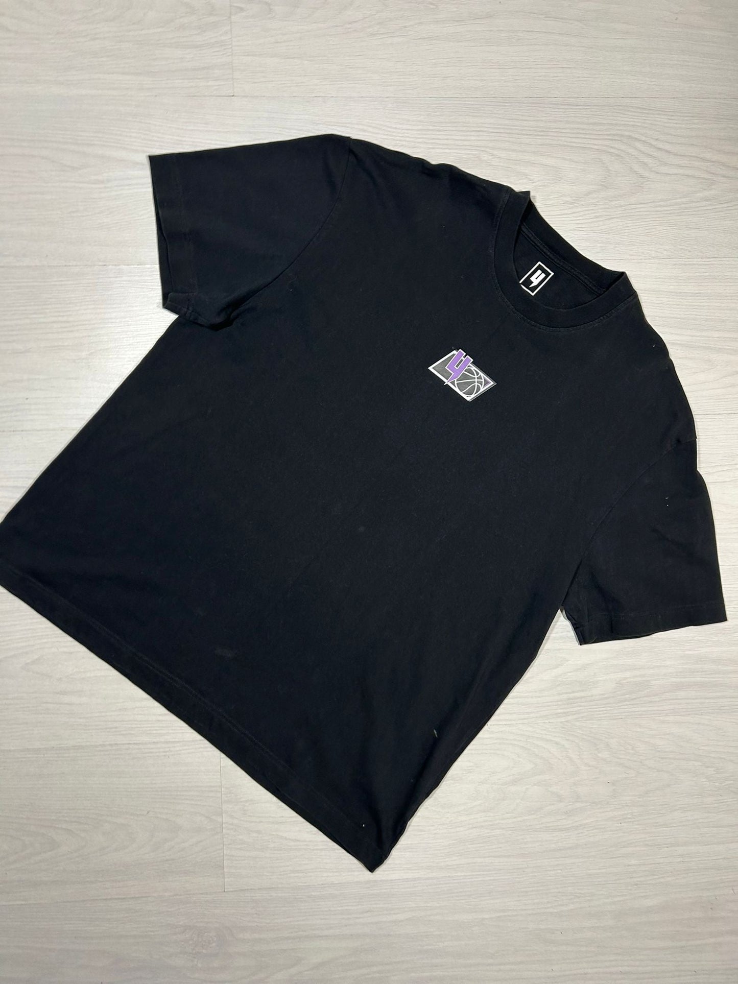 Yelir World T Shirt - XL - Active Supply