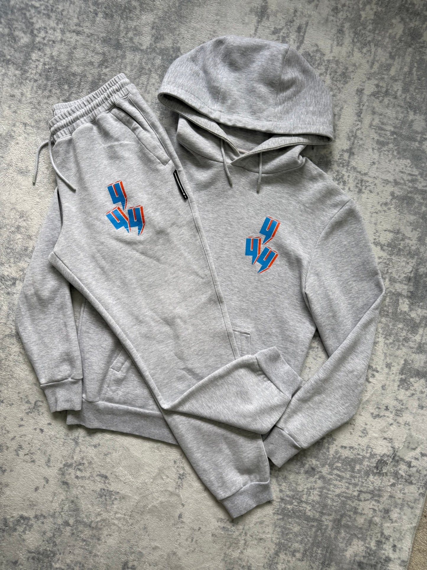 Yelir World Tracksuit - M - Active Supply