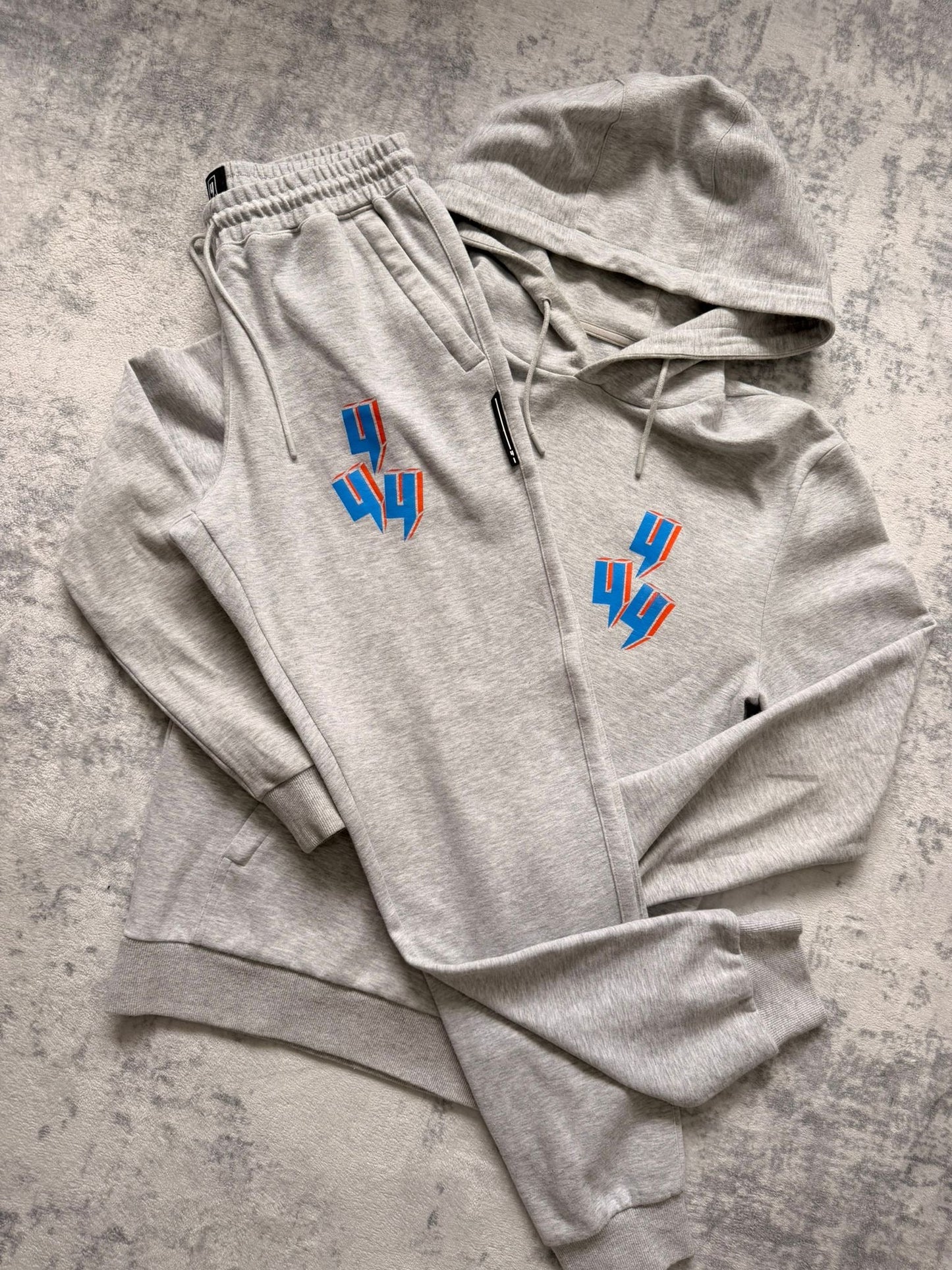 Yelir World Tracksuit - S - Active Supply